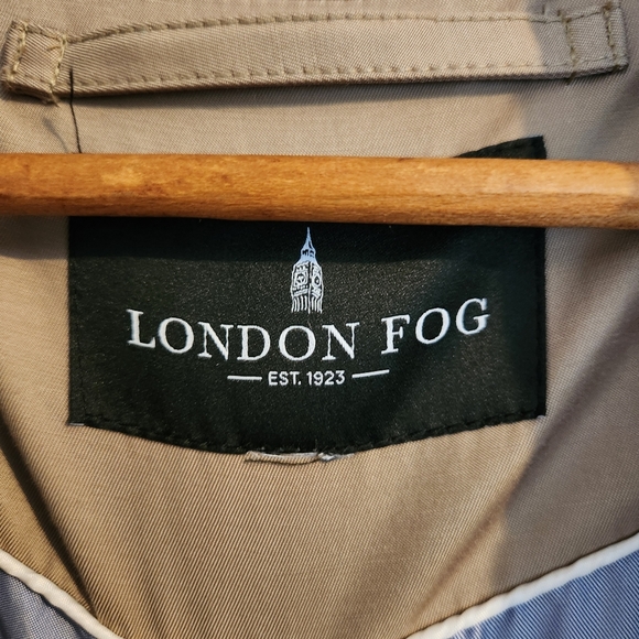 London Fog Double-Breasted Trench Coat - Size‎ Large - Picture 16 of 16